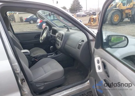 2005 Ford Escape Hybrid from USA, damaged, VIN 1FMCU95H15KD16826